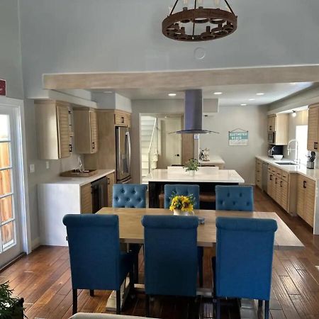 Elegant Beach Living, Just Blocks To The Sand Huntington Beach Esterno foto