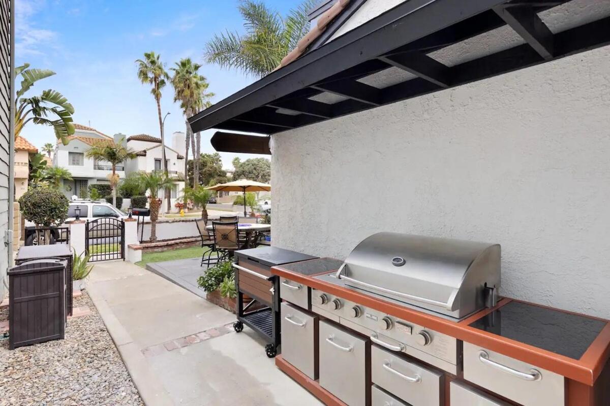 Elegant Beach Living, Just Blocks To The Sand Huntington Beach Esterno foto